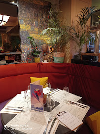 Atmosphère du Restaurant français Le Grand Café de l'Univers à Saint-Quentin - n°19