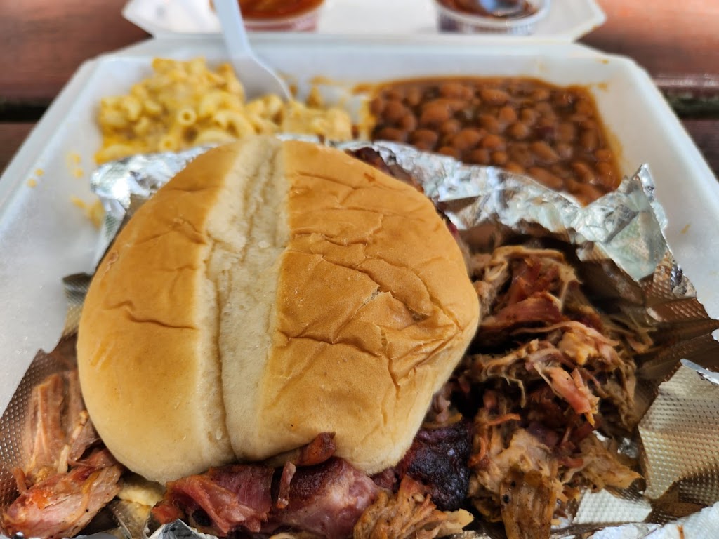 E's Delicious BBQ 34951