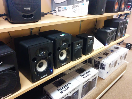 Electronics Store «You-do-it Electronics Center», reviews and photos, 40 Franklin St, Needham, MA 02494, USA