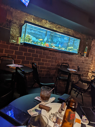 Tobacco Shop «Cigar Inn», reviews and photos, 119 W Main St, Belleville, IL 62220, USA