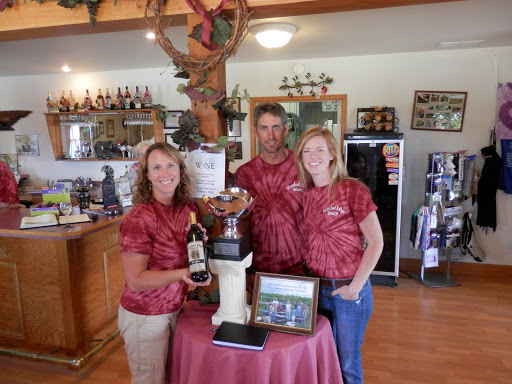 Winery «Massbach Ridge Winery», reviews and photos, 8837 S Massbach Rd, Elizabeth, IL 61028, USA