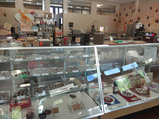 Chocolate Shop «Kakao Chocolate», reviews and photos, 7272 Manchester Rd, Maplewood, MO 63143, USA