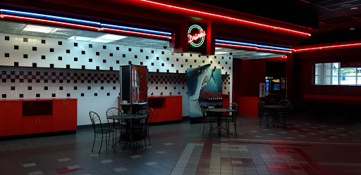 Movie Theater «Regal Cinemas Independence 10», reviews and photos, 1210 Independence Ave, Akron, OH 44310, USA