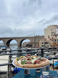 Plats et boissons du Pizzeria Chez Jeannot à Marseille - n°2
