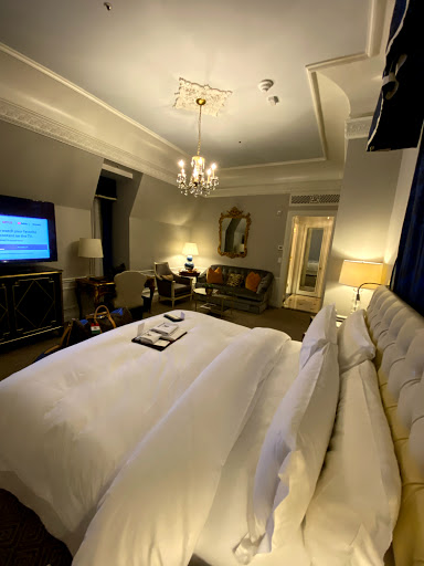 Hotel «The St. Regis New York», reviews and photos