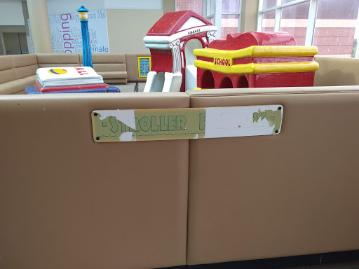 Shopping Mall «ShoppingTown Mall», reviews and photos, 3649 Erie Blvd E, Syracuse, NY 13214, USA