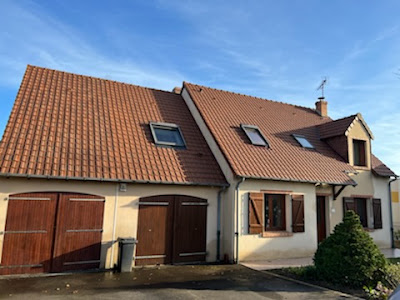 Simonneau Couverture🔺 Couvreur - Zingueur - Nettoyage toiture - Le Mans - Sarthe à Le Mans