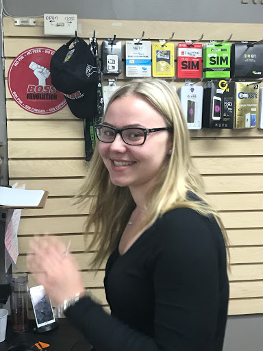 Cell Phone Store «Dr Phone Repair», reviews and photos, 5616 W 79th St, Burbank, IL 60459, USA