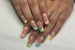 Chi Nails image