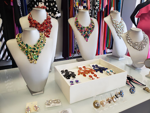 Boutique «Curvaceous Boutique», reviews and photos, 549 Newtown Rd, Virginia Beach, VA 23462, USA