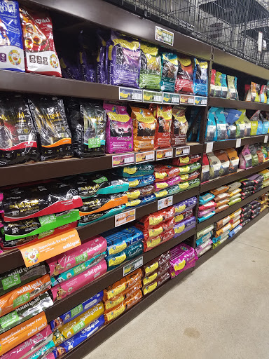 Pet Supply Store «Premier Pet Supply», reviews and photos, 15399 Merriman Rd, Livonia, MI 48154, USA