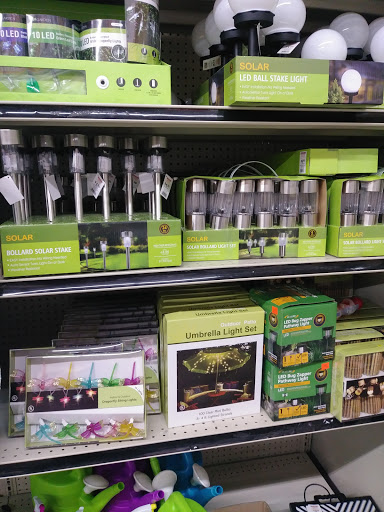 Shopping Mall «Pinole Vista Shopping Center», reviews and photos, 1440 Fitzgerald Dr, Pinole, CA 94564, USA