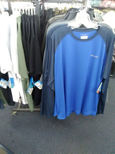 Sporting Goods Store «Big 5 Sporting Goods», reviews and photos, 1430 S Colorado Blvd, Denver, CO 80222, USA