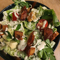 Salade César du Restaurant végétalien KOKO GREEN Vegan & Raw food à Nice - n°2