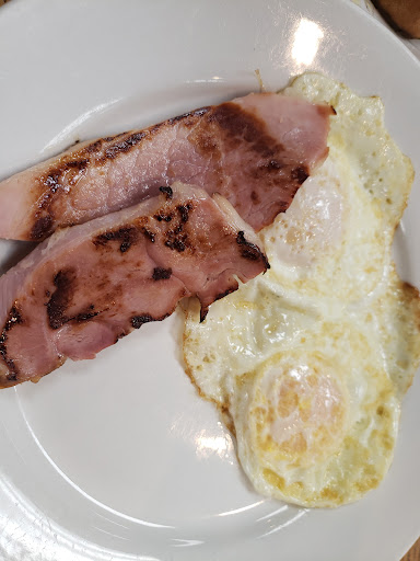 Cafe «Suzies Cafe & Catering», reviews and photos, 1050 Southpoint Cir, Valparaiso, IN 46385, USA