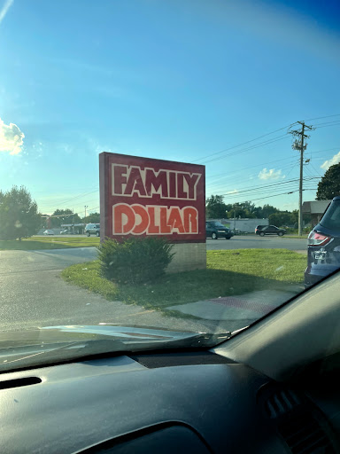Dollar Store «FAMILY DOLLAR», reviews and photos, 6312 Greenwood Rd, Louisville, KY 40258, USA