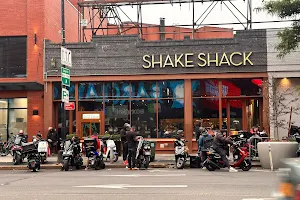 Shake Shack Flatbush - Barclays Ctr image