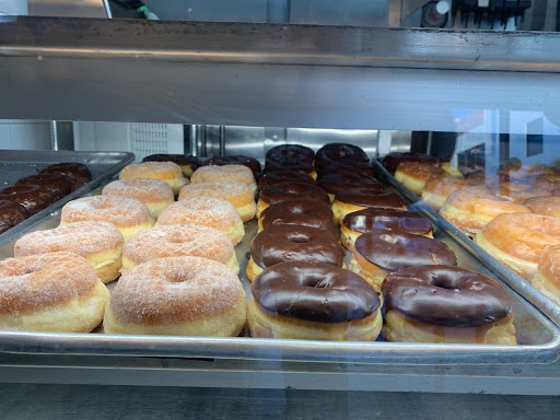 Donut Shop «Top Donut House», reviews and photos, 2725 W Orangethorpe Ave, Fullerton, CA 92833, USA