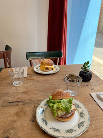 Photos du propriétaire du Restaurant Affinités: à Table à Saint-Sulpice-la-Pointe - n°20