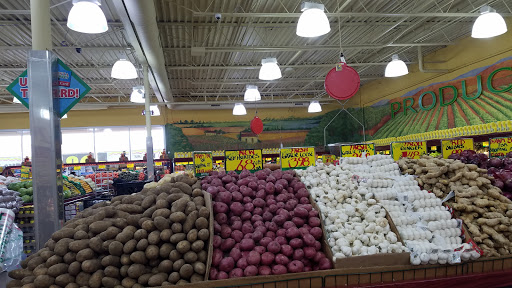 Grocery Store «M P Fiesta Market Inc», reviews and photos, 1902 S Elmhurst Rd, Mt Prospect, IL 60056, USA