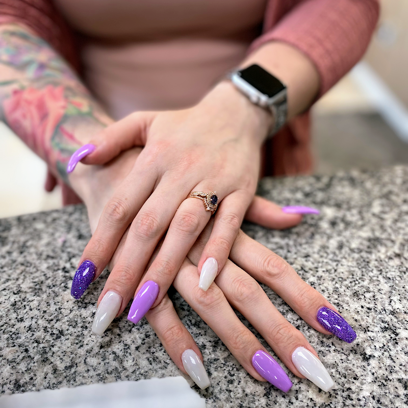 Tiffany’s Nails & Spa 10% Off For Students