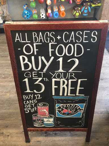 Pet Supply Store «Mutts & Co. Upper Arlington», reviews and photos, 1545 W Lane Ave, Upper Arlington, OH 43212, USA