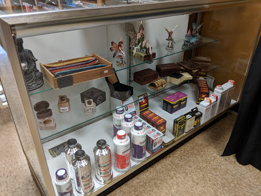 Tobacco Shop «Elliston Place Smokeshop», reviews and photos, 2204 Elliston Pl # H, Nashville, TN 37203, USA