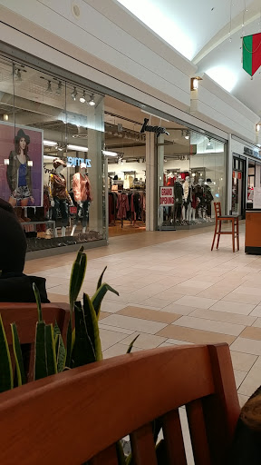 Shopping Mall «Sooner Mall», reviews and photos, 3301 W Main St, Norman, OK 73072, USA