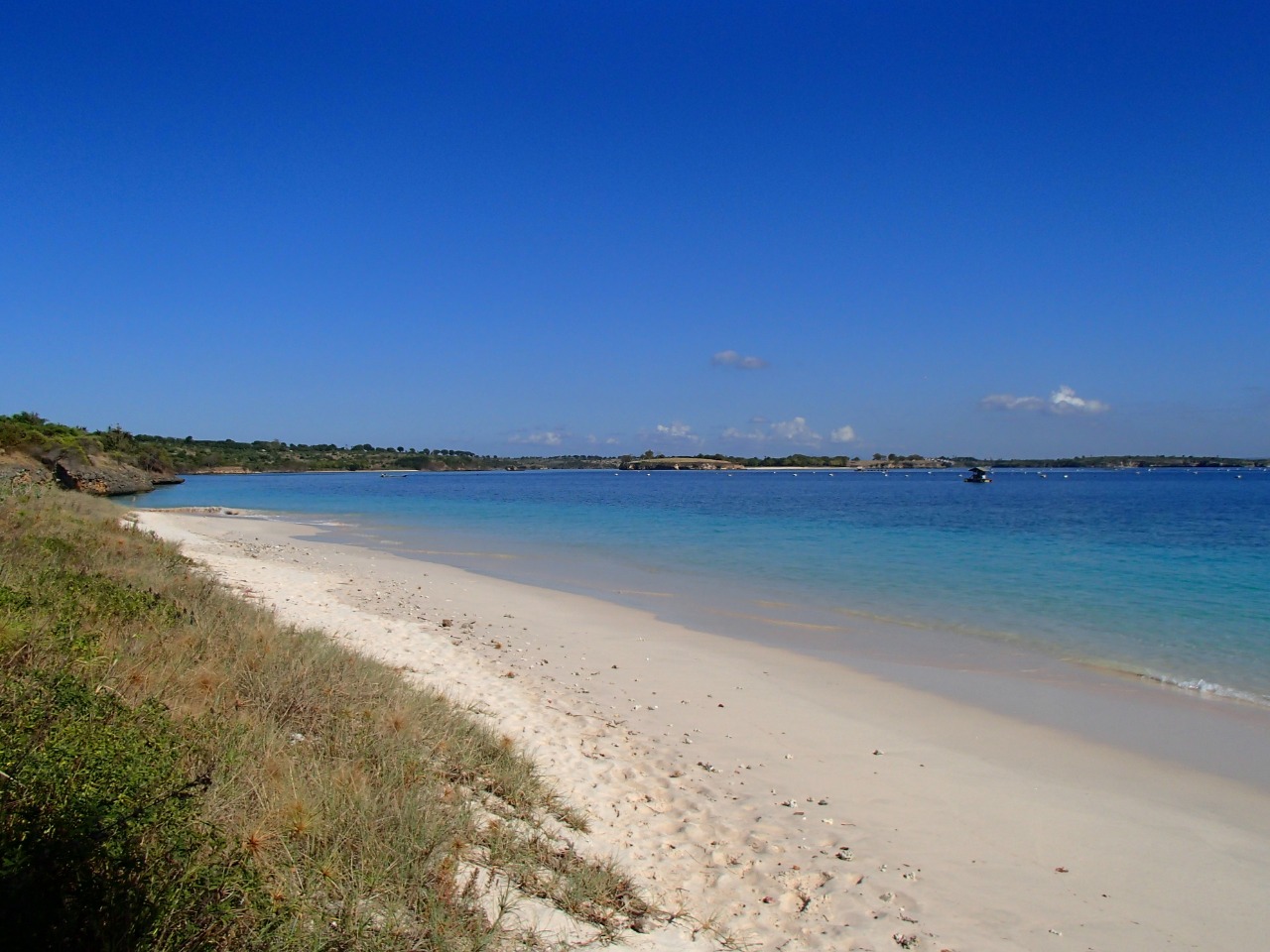 Foto av Segui Beach med rosa sand yta