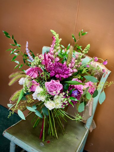 Florist «Horse Feathers Floral Design», reviews and photos, 40 High St, Mt Holly, NJ 08060, USA