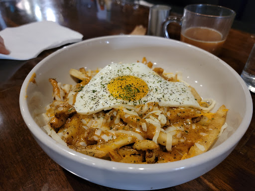 Restaurant «Browndog Treats, Drinks, & Eats», reviews and photos, 120 E Main St, Northville, MI 48167, USA