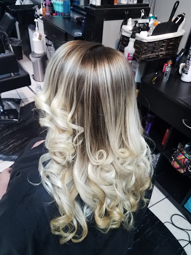 Hair Salon «Blondies Hair Salons Inc», reviews and photos, 5615 US Hwy 98 N, Lakeland, FL 33809, USA