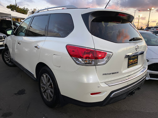 Used Car Dealer «Delux Motors», reviews and photos, 10520 Hawthorne Blvd, Inglewood, CA 90304, USA