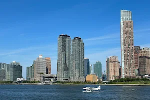 Ferry Manhattan image