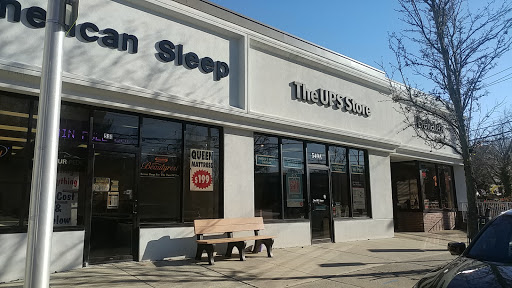 Shipping and Mailing Service «The UPS Store», reviews and photos, 549A Pompton Ave, Cedar Grove, NJ 07009, USA