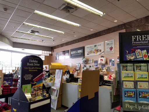 Book Store «Bookstar (Barnes & Noble)», reviews and photos, 8650 Genesee Ave, San Diego, CA 92122, USA