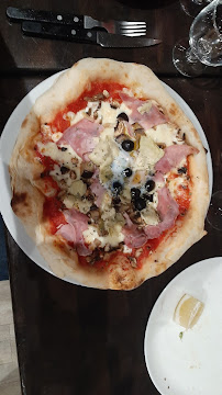 Pizza du Restaurant italien L'Auberge Calabraise à Paris - n°17