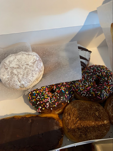 Donut Shop «Donut Day», reviews and photos, 18955 SW Tualatin Valley Hwy, Beaverton, OR 97006, USA