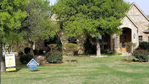 Roofing Contractor «Lon Smith Roofing & Construction», reviews and photos, 904 E Waggoman St, Fort Worth, TX 76110, USA