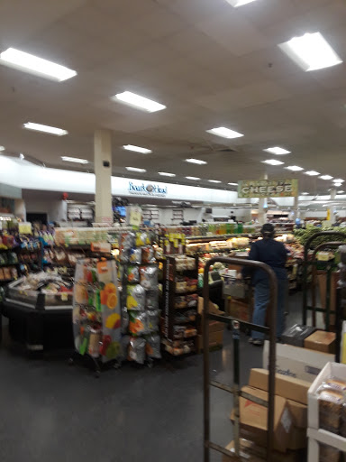 Supermarket «King Kullen», reviews and photos, 127 Sunrise Hwy, Rockville Centre, NY 11570, USA