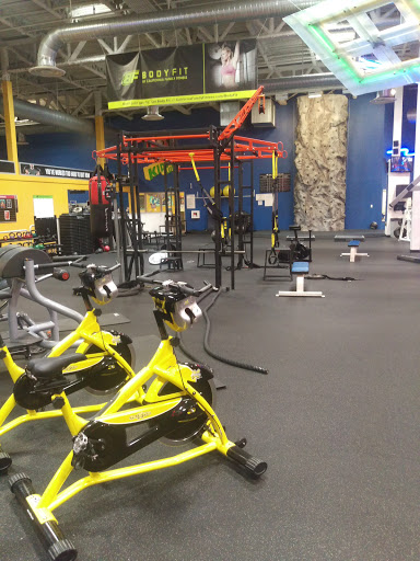 Gym «California Family Fitness», reviews and photos, 5001 Foothills Blvd, Roseville, CA 95747, USA
