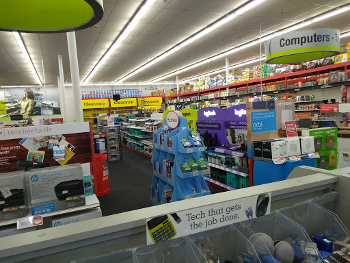 Office Supply Store «Staples», reviews and photos, 757 Gallivan Blvd, Dorchester, MA 02122, USA