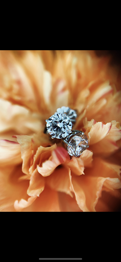 Jewelry Store «Pearce Jewelers», reviews and photos, 41 Glen Rd, West Lebanon, NH 03784, USA