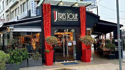 Tres Jolie Eatery Cafe - Agiou Ierotheou 114, Peristeri 121 35, Greece