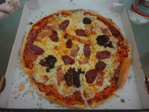 Información y opiniones sobre Pizza Negra, FELiX BURRIEL de Zaragoza