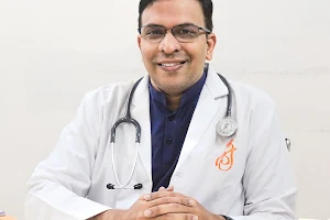 Dr. Kalyan Chakravarthy Koganti || Best General Physician in Guntur - Best Infectious Diseases Specialist image