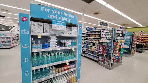 Drug Store «Bartell Drugs Issaquah», reviews and photos, 5700 E Lake Sammamish Pkwy SE, Issaquah, WA 98029, USA