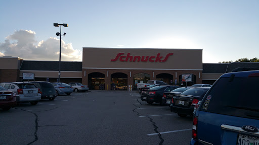 Grocery Store «Schnucks», reviews and photos, 2030 Dorsett Rd, Maryland Heights, MO 63043, USA