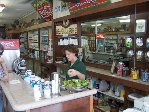 Pharmacy «Chapman Drug Company-Pharmacy», reviews and photos, 615 N Central Ave, Hapeville, GA 30354, USA