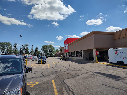 Grocery Store «Cub Foods», reviews and photos, 1512 S West Ave, Freeport, IL 61032, USA